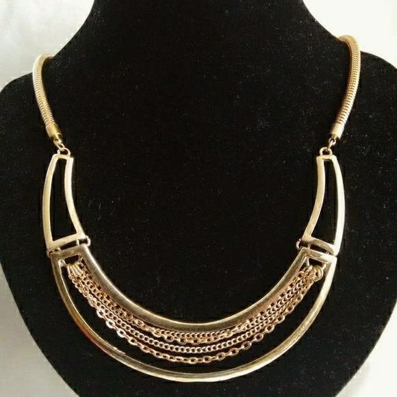 Lot of 4 necklaces. - Picture 3 of 5